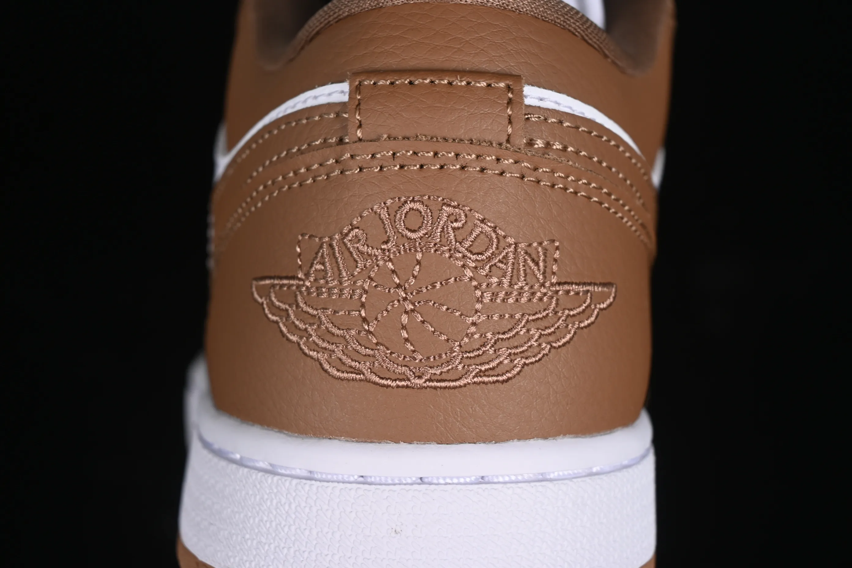 All categories Air Jordan Jordan series basketball shoes Air Jordan 1 Low G version pure original Air Jordan 1 Low AJ1 Joe 1 white brown low-top cultural casual sneakers DC0774-202